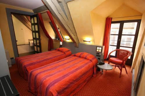 Maison Kammerzell - Hotel & Restaurant Страсбург Екстериор снимка